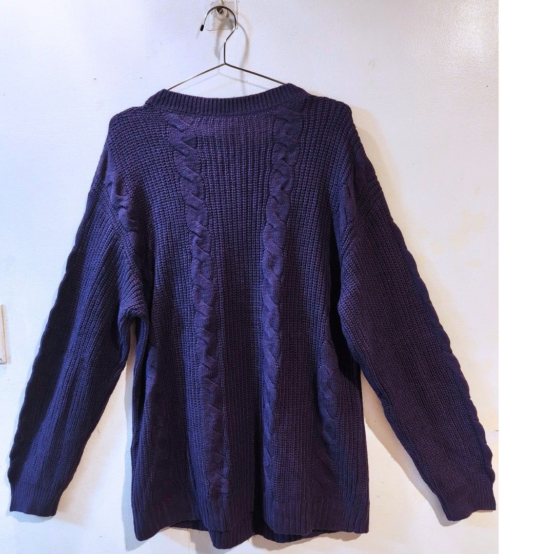 Knitted Cardigan (Category: Coats, Jackets and Outerwear) located in Quezon City. Submitted by trendyretro (Listing ID 1470822191, Image 2). Description: Brand new with pouch up to 2xl Soft knitted fabric.