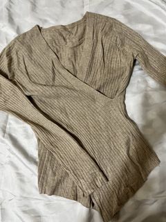 (Category: ) located in . Submitted by aisyh.preloved (Listing ID 1470830521, Image 1). Description: .