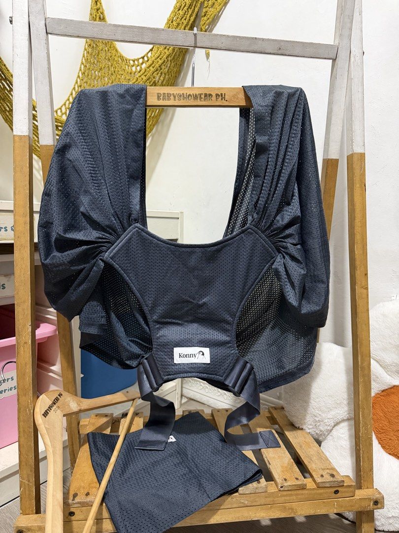 Konny Flex Summer ADJUSTABLE XS - XL (Category: Carriers & Slings) located in Santa Maria. Submitted by babyshowearph_official (Listing ID 1470896636, Image 1). Description: .