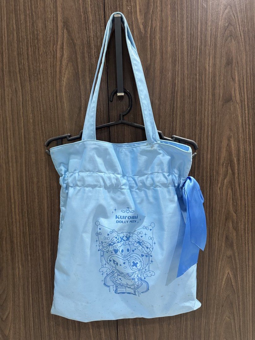 Kuromi dollymix tote bag (Category: Shoulder Bags) located in Pasig City. Submitted by kodak.blue (Listing ID 1470797409, Image 1). Description: .
