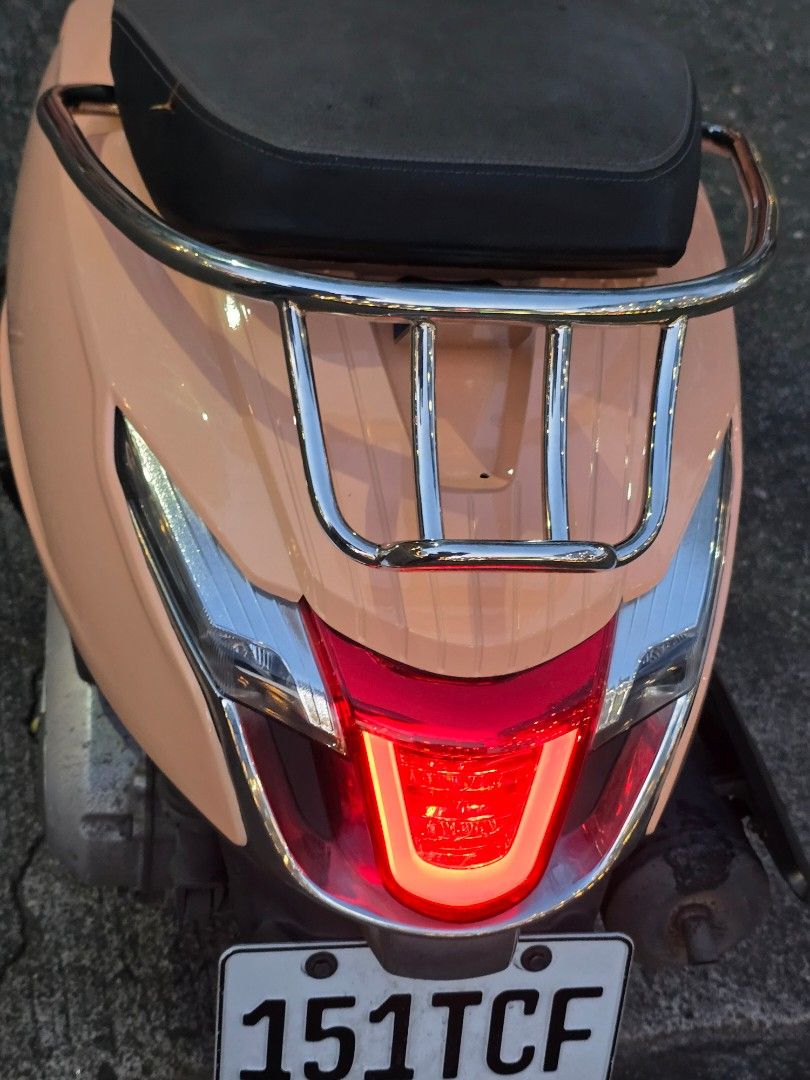 Kymco Like 150i (Category: Motorbikes for Sale) located in Manila. Submitted by j0hnb3n3d1ct (Listing ID 1470848821, Image 2). Description: 💰 Php 80,000 Nego only sa Sure buyer! Kymco Like 150i 2018 ABS Odo 16,xxx only (low odo) Complete orig docs (OR CR) 🛵 What you are getting ✅️Newly painted this July 2026 ✅️Dual disc brakes with ABS (working) ✅️All lights working other than high beams ✅️CVT Prodigy full set clutch and pulley ✅️White side Eur