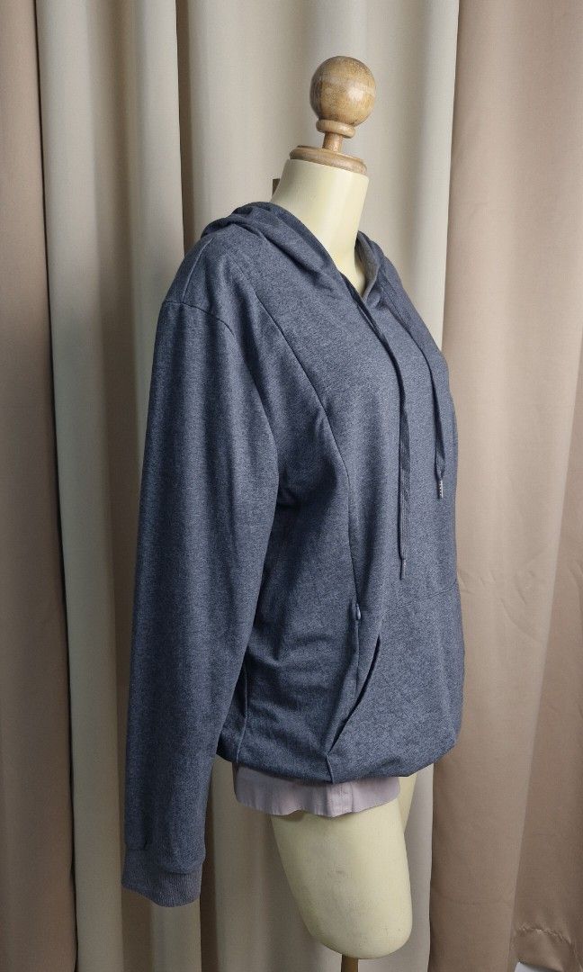 L: Hoody Jacket (Category: Coats, Jackets and Outerwear) located in Calabanga. Submitted by deniseallyson (Listing ID 1470865284, Image 2). Description: .