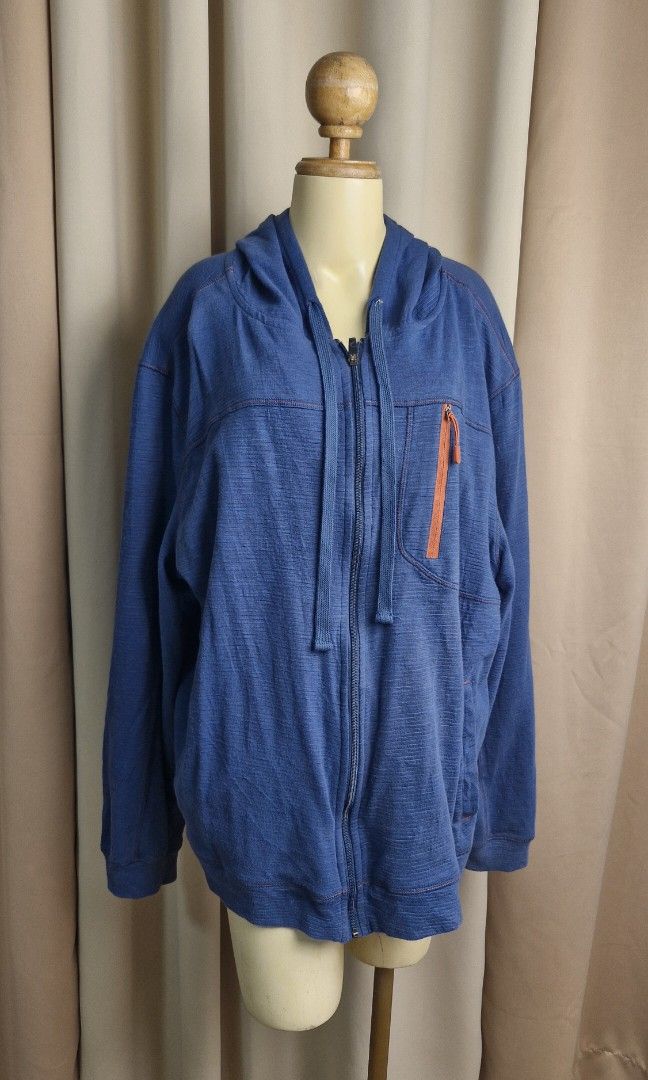 L: Hoody Jacket (Category: Coats, Jackets and Outerwear) located in Calabanga. Submitted by deniseallyson (Listing ID 1470866100, Image 1). Description: .