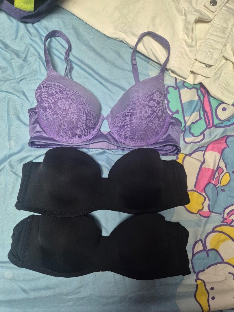 La senza bra and bench (Category: Undergarments & Loungewear) located in Manila. Submitted by cutefinds (Listing ID 1470747829, Image 1). Description: Size 36B Bundle.