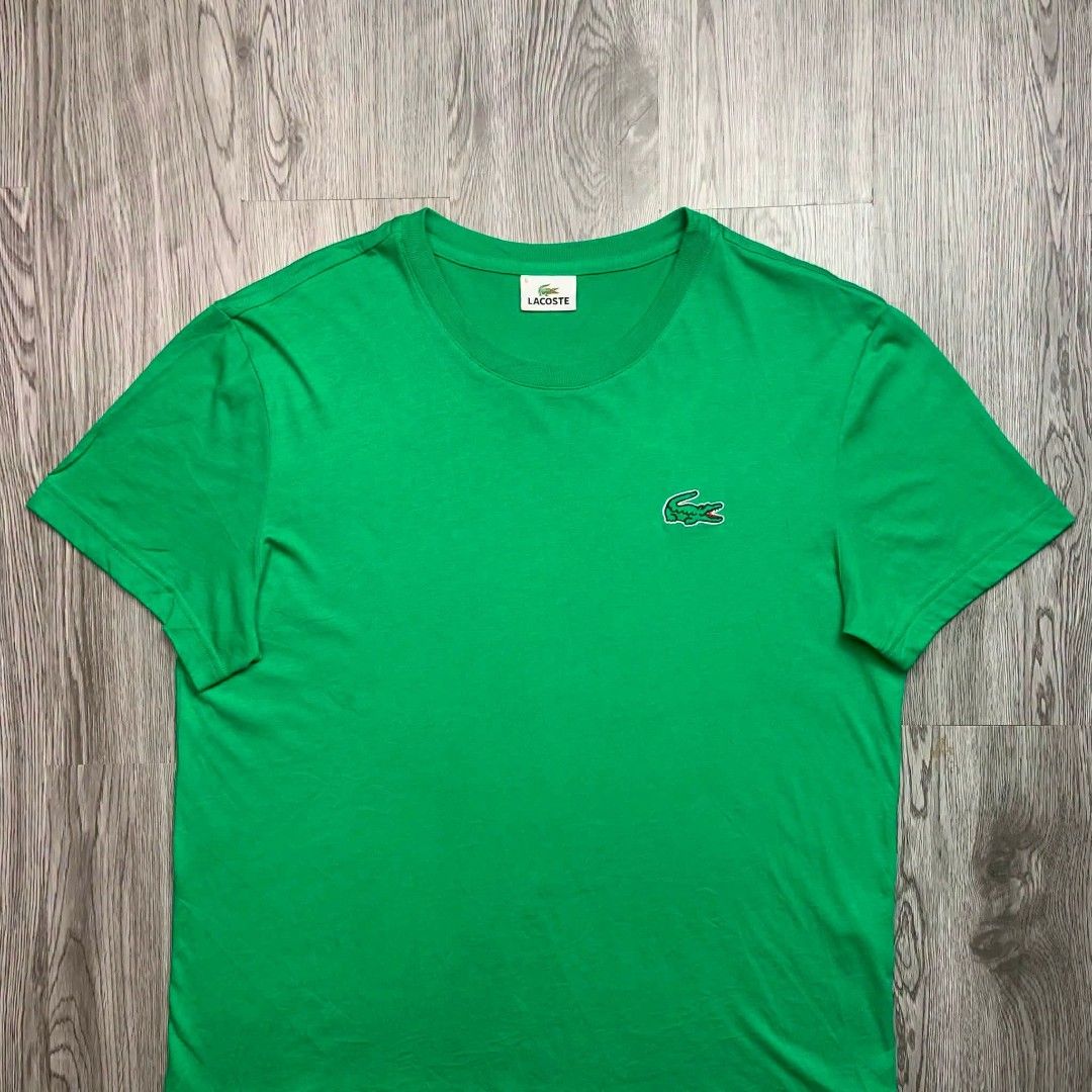 LACOSTE (Category: Formal Shirts) located in Carmen. Submitted by luxurious_1 (Listing ID 1470841900, Image 3). Description: LACOSTE SZ 5 LARGE LENGTH 23 WIDTH 27 EXCELLENT CONDITION NO ISSUE.
