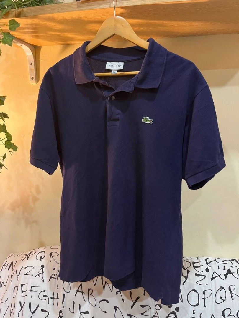 Lacoste Classic fit poloshirt (Category: Formal Shirts) located in Quezon City. Submitted by michypeachyy1 (Listing ID 1470913354, Image 1). Description: 950 plus shipping large size to XL.