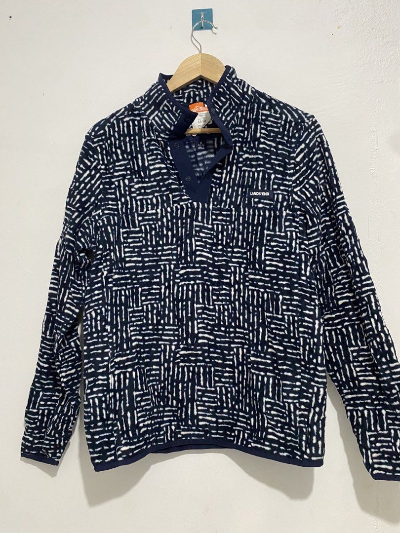 Lands' End Navy Blue Abstract Print Fleece Pullover Size S (Category: Coats, Jackets and Outerwear) located in Manila. Submitted by telly.742 (Listing ID 1470760813, Image 1). Description: .