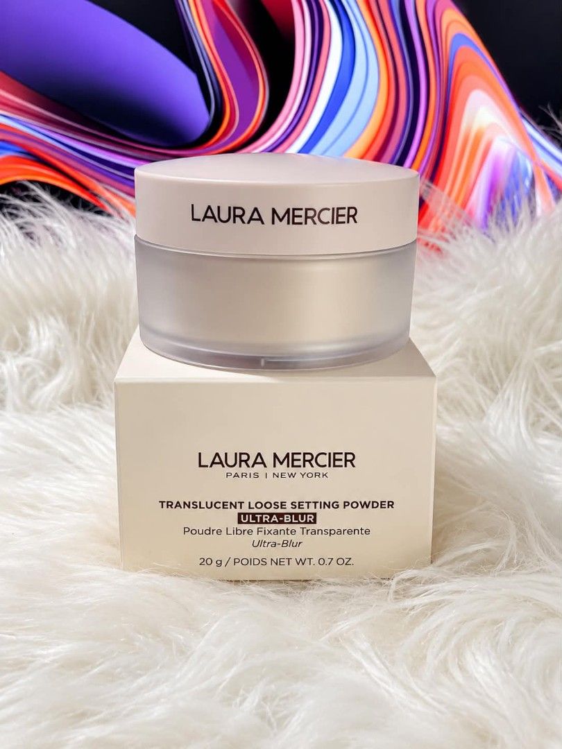 Laura Mercier Translucent Loose Setting Powder (Category: Makeup) located in Rizal. Submitted by wiseowl_765825 (Listing ID 1470805387, Image 1). Description: A translucent setting powder by Laura Mercier.