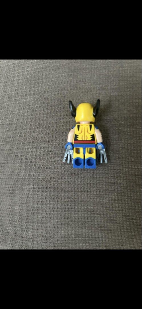 LEGO Marvel X-Men Wolverine Minifigure with Claws (Category: Lego & Building Sets) located in Makati City. Submitted by rcg98 (Listing ID 1470809824, Image 1). Description: - Character: LEGO Wolverine from the X-Men series - Design: Classic yellow and blue suit with front and back torso printing - Includes: Cowl and signature claw accessories - Condition: Brand new / Excellent addition to any Marvel collection - Shipping: Fast shipping available 