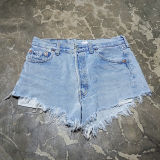 (Category: ) located in . Submitted by sangkalamsthrift88 (Listing ID 1470784043, Image 1). Description: .
