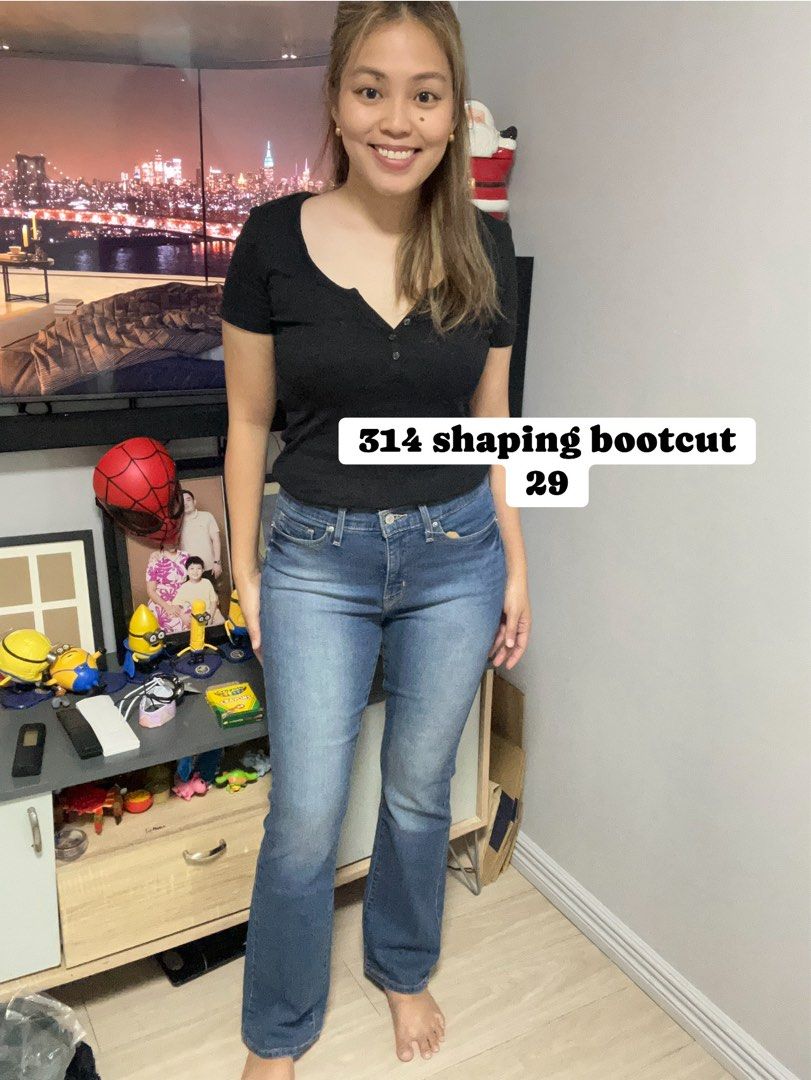 Levis 314 shaping bootcut (Category: Jeans) located in Calamba. Submitted by biyanggg (Listing ID 1470834308, Image 1). Description: Plus sf.