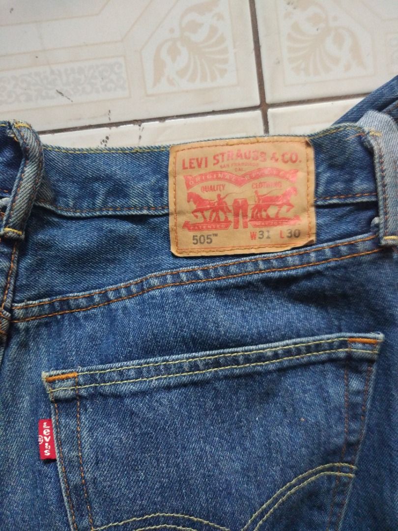 Levis 505 Jean 32 actual (Category: Jeans) located in Pasay City. Submitted by denimdude.ph (Listing ID 1470839825, Image 3). Description: light fade at back, last pic.