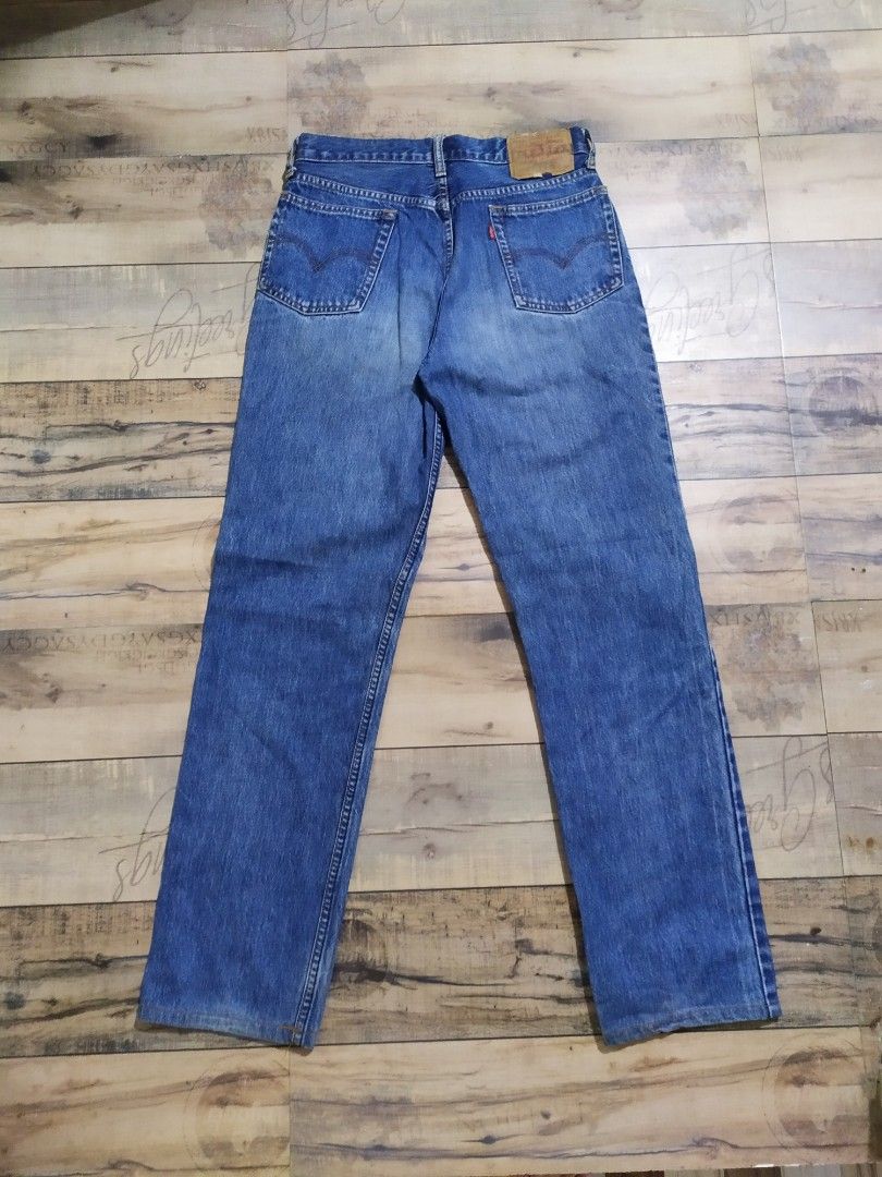 Levis 506 (Category: Jeans) located in Mahaplag. Submitted by thriftnimarz (Listing ID 1470750866, Image 3). Description: excellent condition issue only Yong SA patch see last pic paka solid pa color way w- 29 L- 42 hem- 7.5.