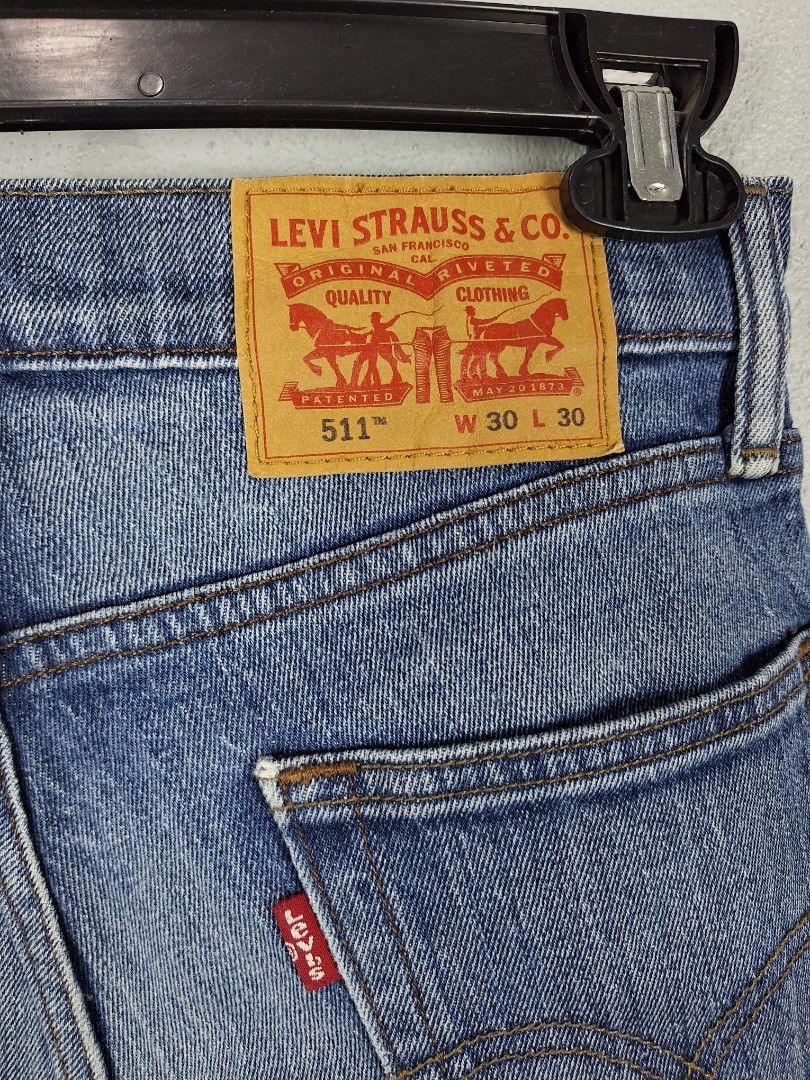 Levi's 511 Slim Fit Jeans (Category: Jeans) located in Sibulan. Submitted by studioxano (Listing ID 1470756142, Image 3). Description: Levi's 511 Slim Fit Jeans -P1,500 + SF Size 29-30 / Length 39.5 / Hem 6.5 Excellent condi 9.5/10 color rate presentable sign usage no major issue Loc: Dumaguete city.