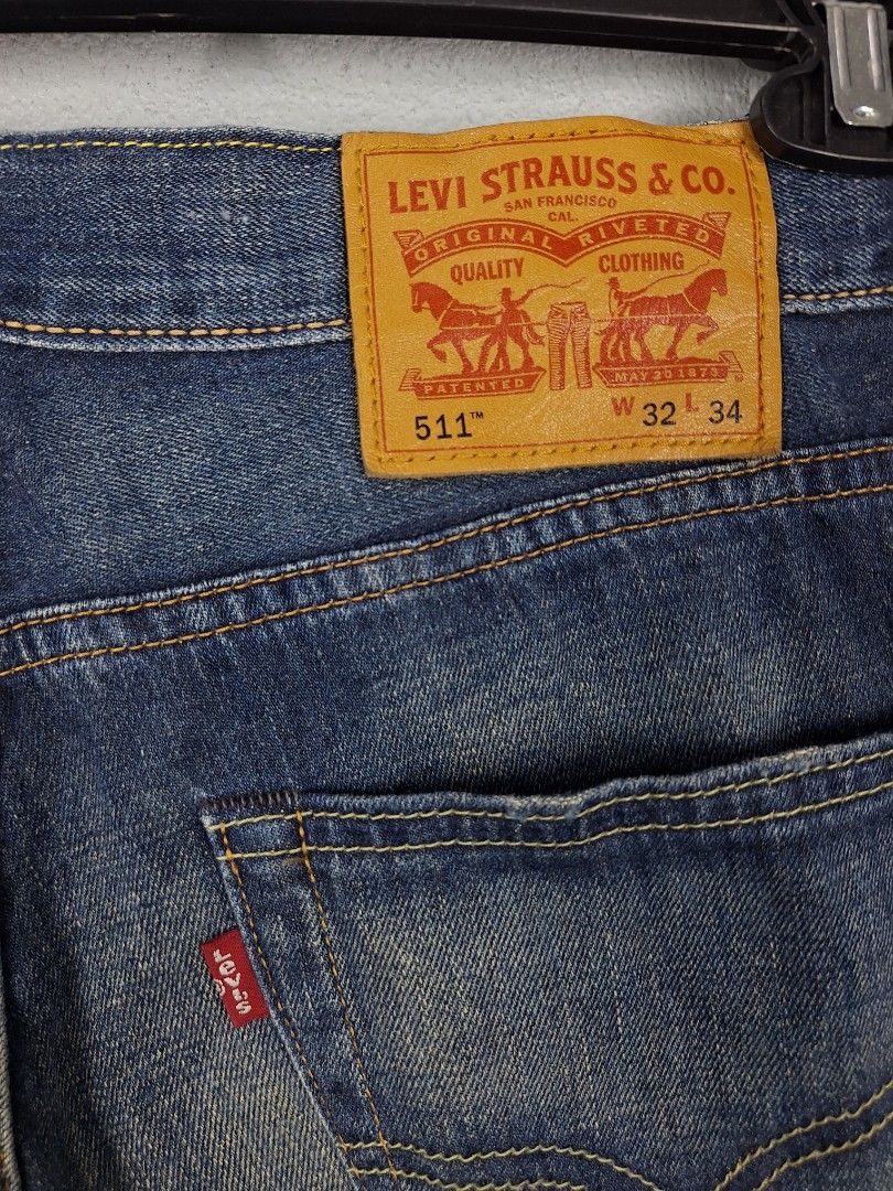 Levi's 511 Slim Fit Jeans (Category: Jeans) located in Sibulan. Submitted by studioxano (Listing ID 1470757663, Image 3). Description: Levi's 511 Slim Fit Jeans -P1,500 + SF Size 32-33 / Length 41.5 / Hem 7 Excellent condi 9.5/10 color rate no issue Loc: Dumaguete city.
