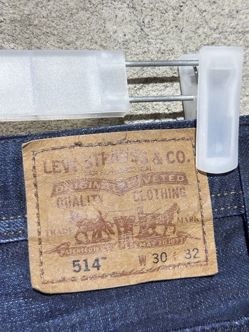Levis 514 mens straight fit (Category: Shorts) located in Ozamiz City. Submitted by quick_done_deals (Listing ID 1470769698, Image 2). Description: 🛒 ** Levis 514 mens straight fit** 💯 Excellent Condition 📐 Dimes: Length: 22 (folded) Waist: 30 Leg Opening: 8.5 🔍 Issue: None 🎨 Color Rate: 9.5 / 10.