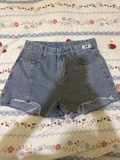 (Category: ) located in . Submitted by rarebird_84db64 (Listing ID 1470817699, Image 1). Description: .