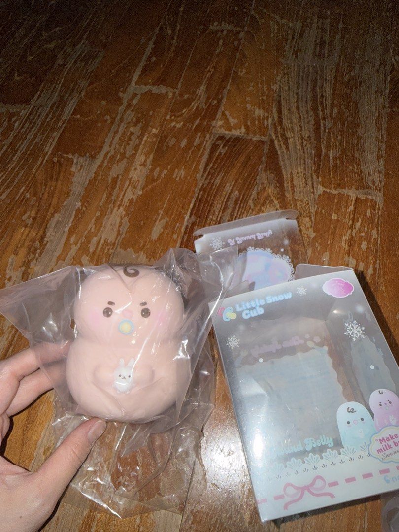 Lisa squishy Little Snow Cub (WTS), Toys & Collectibles, Figurines ...