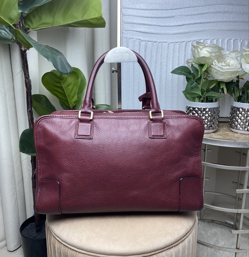 Loewe Amazona (Category: Announcements) located in Manila. Submitted by eliseohana (Listing ID 1470770156, Image 2). Description: .