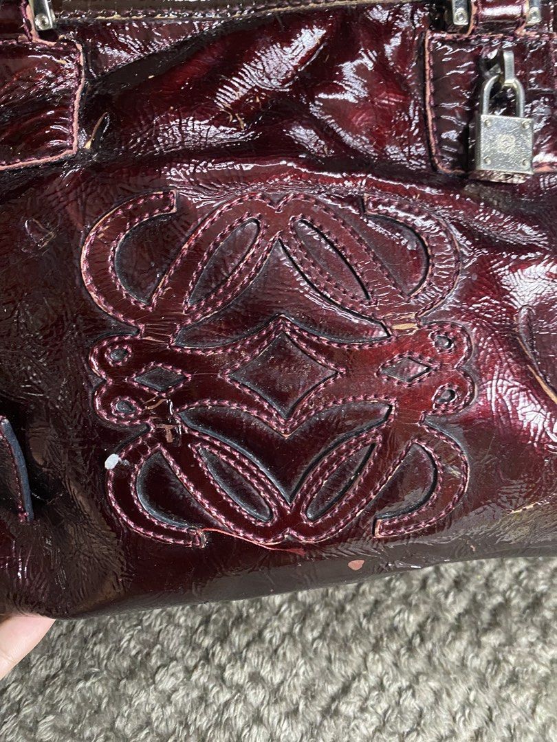LOEWE AUTHENTIC (Category: Announcements) located in Manila. Submitted by diskarthrift27 (Listing ID 1470902994, Image 3). Description: DM FOR ISSUE.