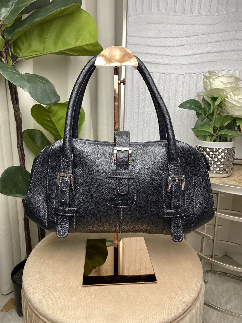 Loewe Senda Bag (Category: Announcements) located in Manila. Submitted by eliseohana (Listing ID 1470770777, Image 1). Description: .
