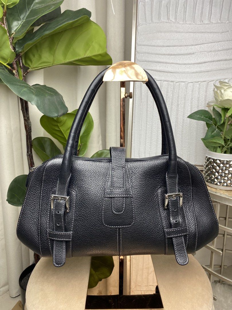 Loewe Senda Bag (Category: Announcements) located in Manila. Submitted by eliseohana (Listing ID 1470770777, Image 3). Description: .