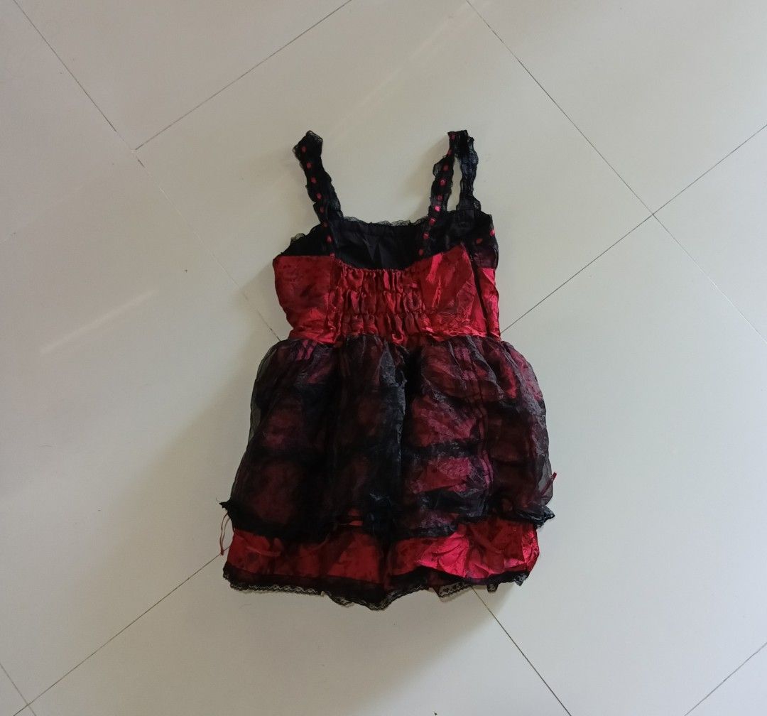 LOLITA GOTH MINI DRESS (Category: Dresses) located in San Carlos City. Submitted by noynoy11 (Listing ID 1470785399, Image 2). Description: fits small 14-16 bust -23length excellent no issues.