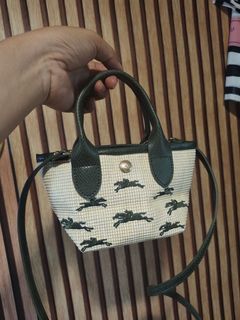 (Category: ) located in . Submitted by gmargareth (Listing ID 1470888686, Image 1). Description: .