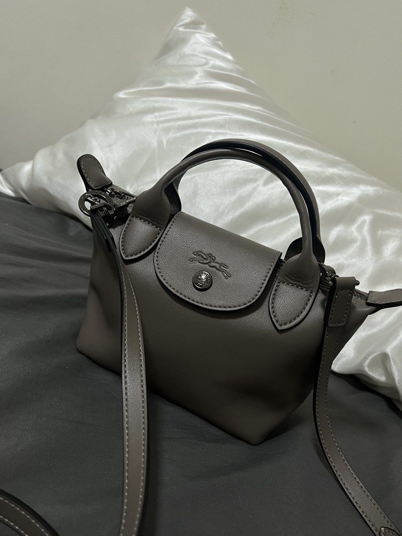 Longchamp Le Pliage Xtra mini top-handle bag (Category: Luxury Bags & Wallets) located in Manila. Submitted by keenmoon_52d044 (Listing ID 1470803153, Image 2). Description: This bag is authentic u can lehit check it before u buy.