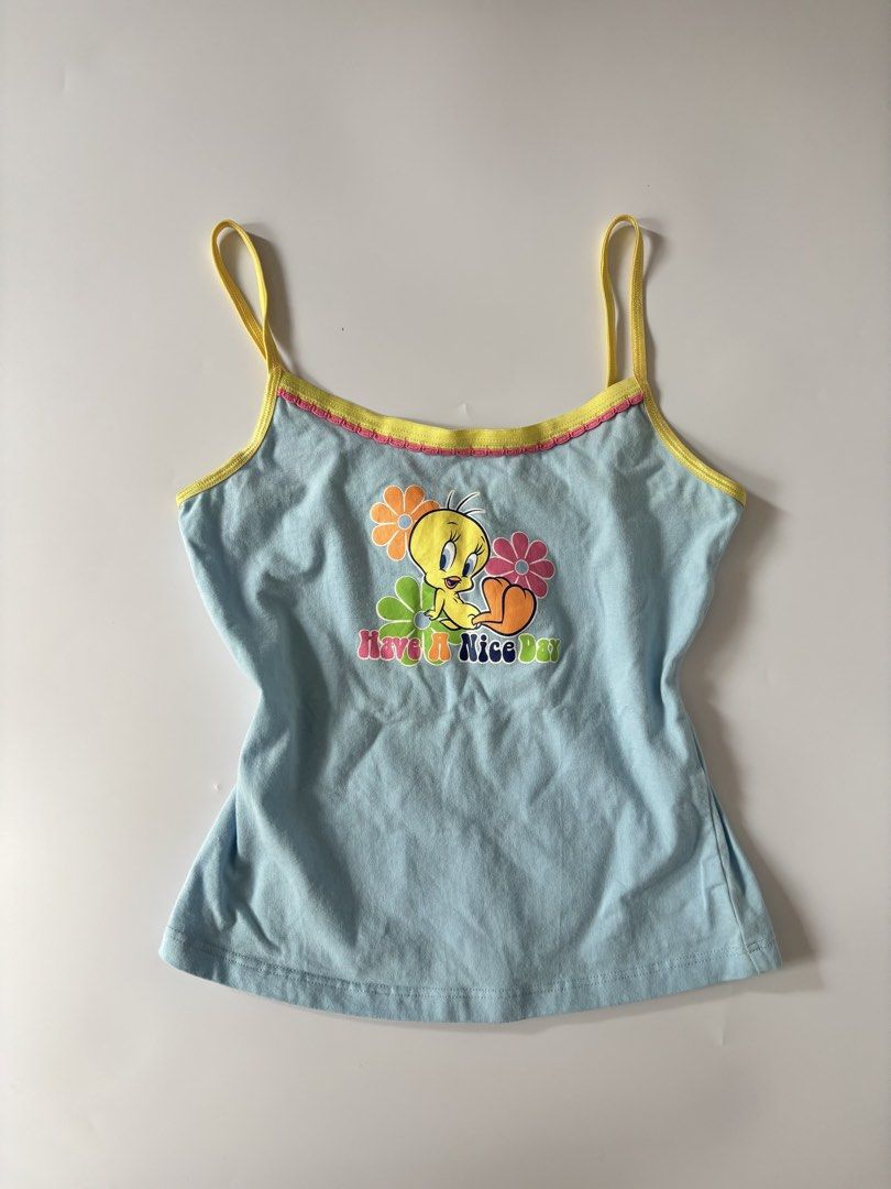 looney tunes top (Category: Sleeveless) located in Binan City. Submitted by byhiraeth (Listing ID 1470780257, Image 1). Description: -small -no ww -will only entertain offers since IM out of reply quota -loc is santa rosa, laguna.