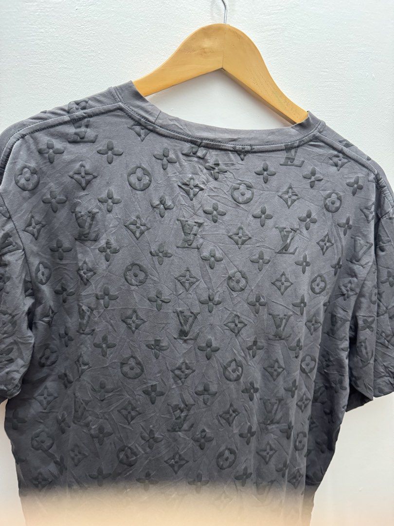 Louis Vuitton Monogram (Category: Tshirts & Polo Shirts ) located in Manila. Submitted by soflyapparel77 (Listing ID 1470773763, Image 3). Description: .