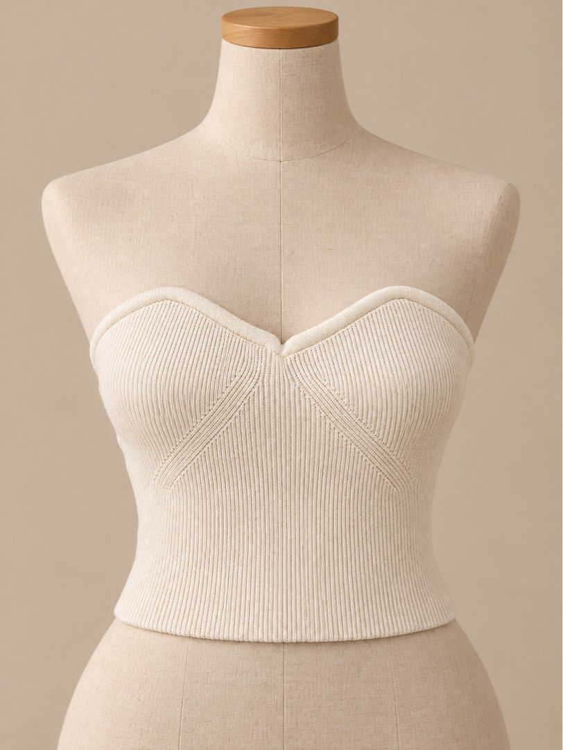 LOVITO SMALL (Category: Others Tops) located in Pasig City. Submitted by prelovedbyjammy (Listing ID 1470889770, Image 1). Description: .