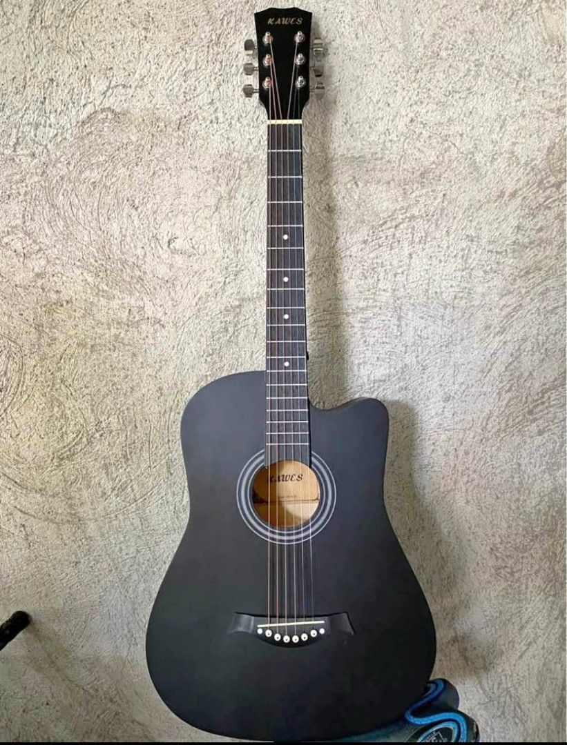Low Action Acoustic Guitar (Category: Musical Instruments) located in Valenzuela. Submitted by justgorjas (Listing ID 1470858052, Image 1). Description: 38 inches bagong bago pa Low action new strings Valenzuela City Loc pls check sf first lalamove.