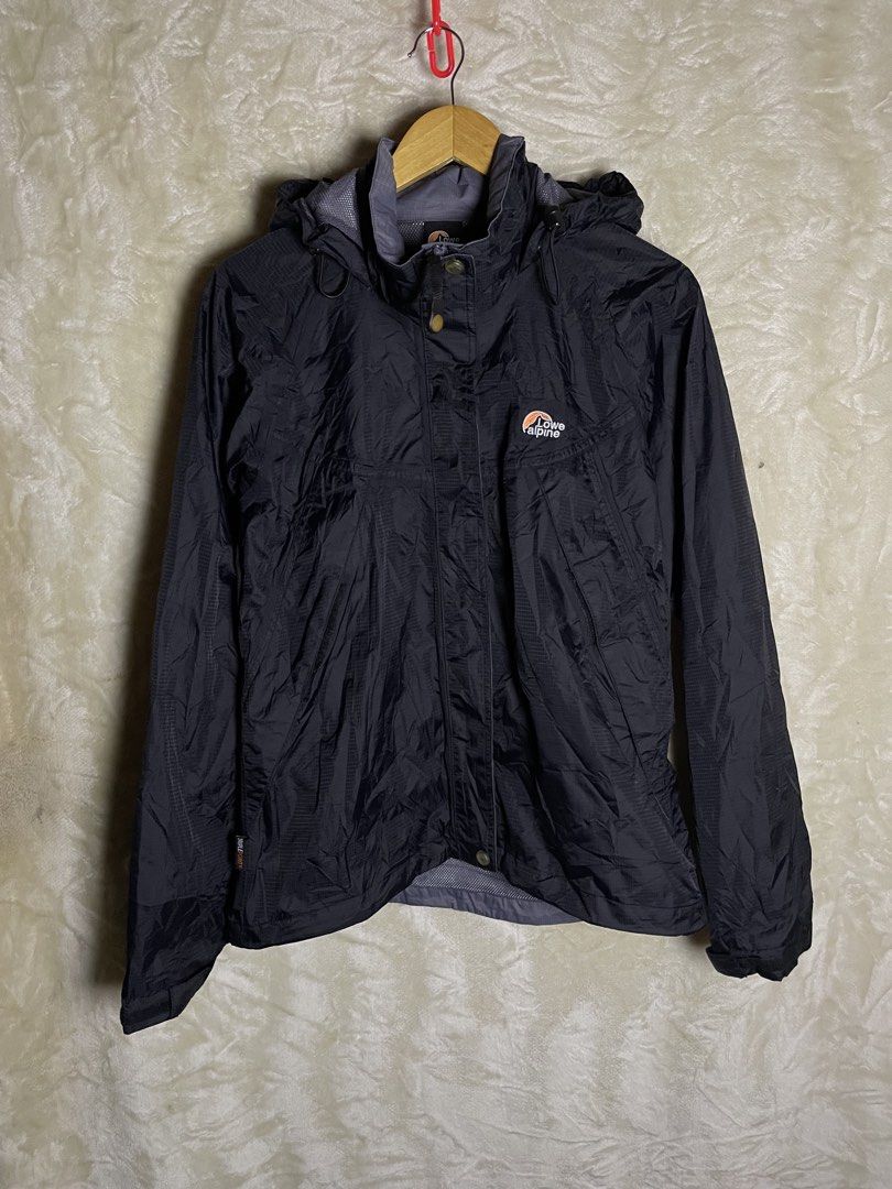 Lowe Alpine Women's Medium Black Hooded Jacket (Category: Coats, Jackets and Outerwear) located in Molave. Submitted by charlesthrifter (Listing ID 1470854332, Image 1). Description: - Brand: Lowe Alpine - Item: Women's Jacket - Color: Black - Size: Medium - Closure: Zip front with hood - Lining: Breathable mesh inner lining - Sleeves: Long sleeves with adjustable cuffs - Origin: Made in China - Condition/Details: Wash instructions and brand tags