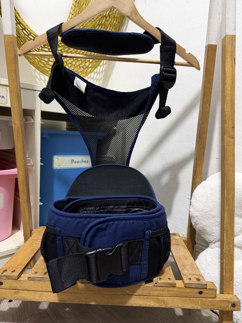 Lucky Polban Hipseat Carrier (Category: Carriers & Slings) located in Santa Maria. Submitted by babyshowearph_official (Listing ID 1470896814, Image 2). Description: .