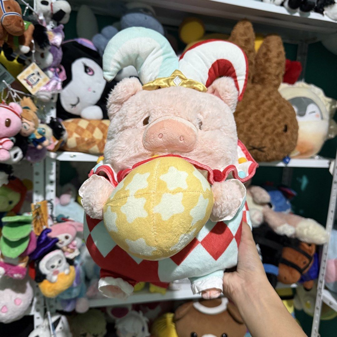 Lulu the pig (Category: Plushies & Soft Toys) located in Manila. Submitted by kuromixx_ (Listing ID 1470889558, Image 1). Description: .