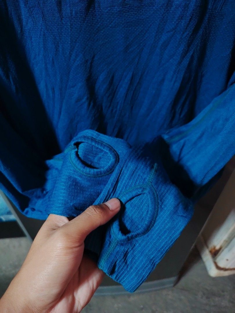 Lululemon ASPACK (Category: Longsleeves) located in General Santos City (Dadiangas). Submitted by rafaelmir09800 (Listing ID 1470748591, Image 3). Description: .