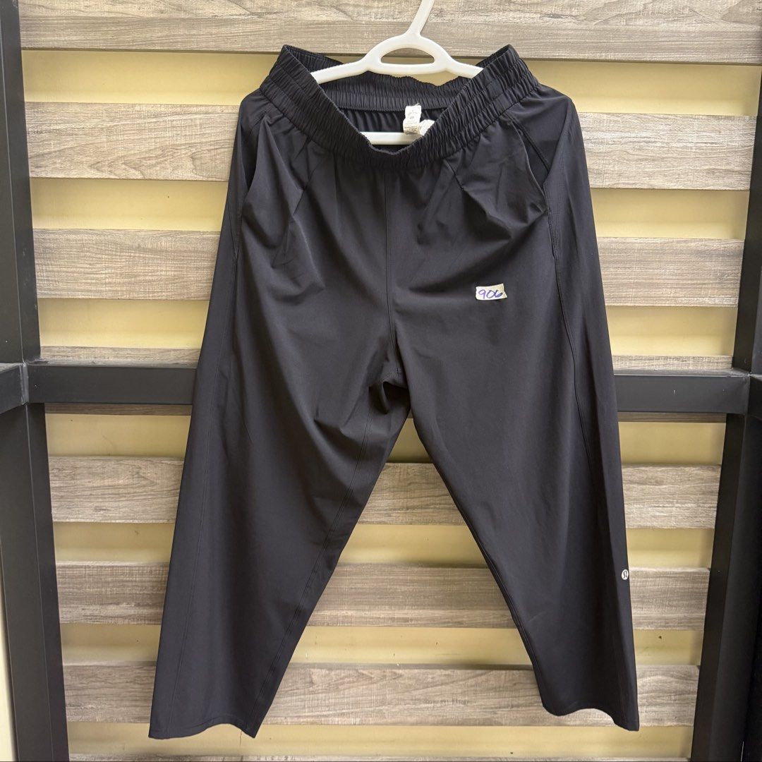 Lululemon Black Joggers (Category: Other Bottoms) located in Mandaluyong City. Submitted by bestdressedph2025 (Listing ID 1470854966, Image 1). Description: MOP: GCash MOD: Lalamove/J&T LOCATION: Brgy. Addition Hills, Mandaluyong Discount avail for multiple items. Dimensions in Inches: Waist: 28 Length: 34 Size on Tag: US 8 (170cm) PM for inquiries!.