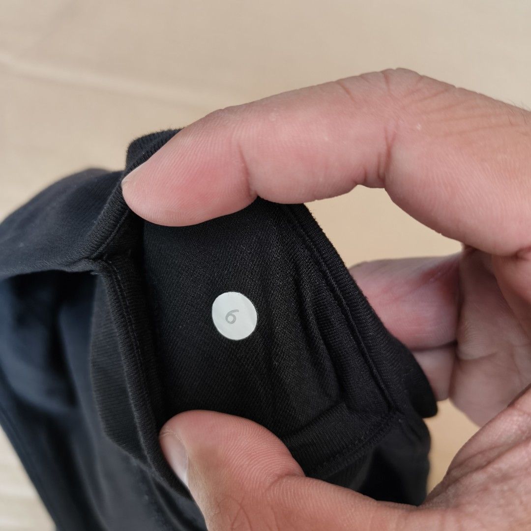 LULULEMON BOOGIE SHORT DOT 6 (Category: Shorts) located in Manila. Submitted by gelove.thrift (Listing ID 1470856713, Image 3). Description: .