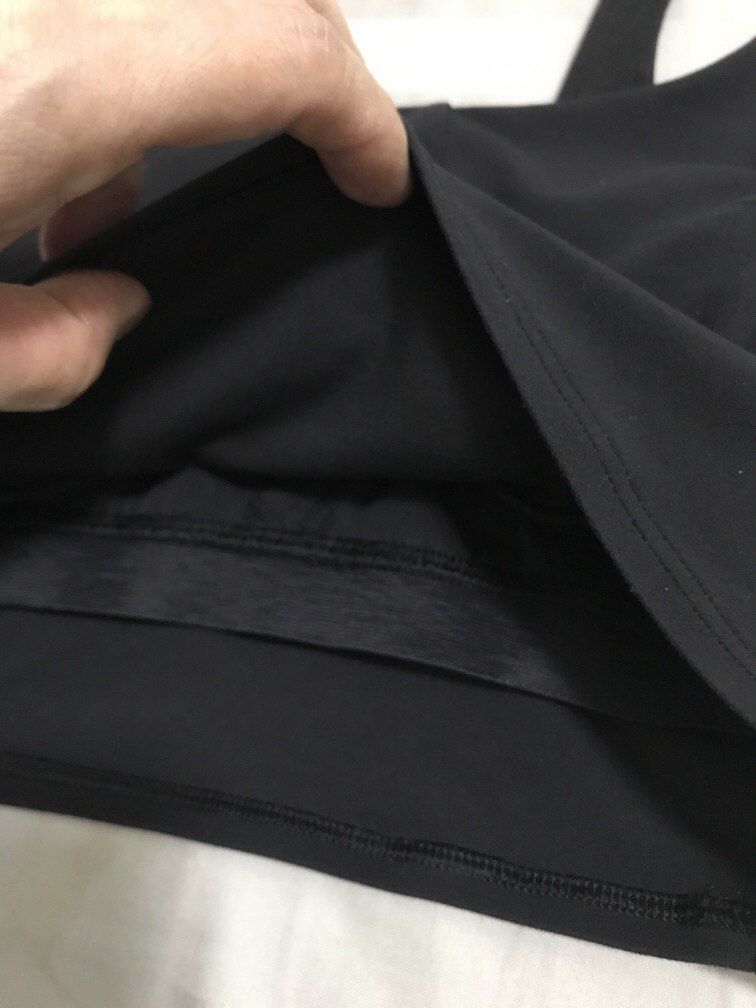 Lululemon Sportsbra (Category: Activewear) located in Manila. Submitted by freshlemon58885 (Listing ID 1470927714, Image 3). Description: Padded Dot 8 No Issue Color May Vary Due to Lighting .