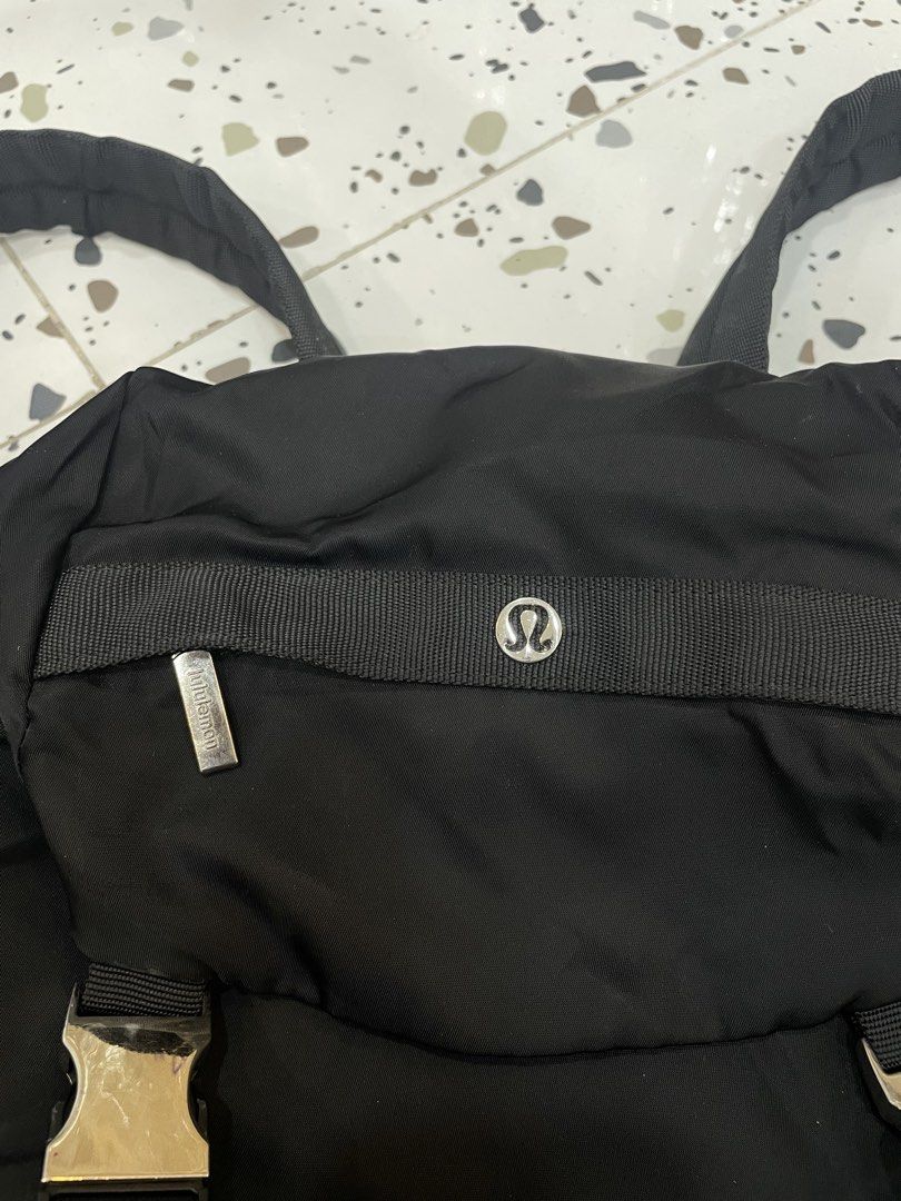 Lululemon Wunderlust Backpack Mini 14L (Category: Backpacks) located in Bacoor. Submitted by southhustlaaaaa (Listing ID 1470782137, Image 2). Description: Lululemon Wunderlust Backpack Mini 14L authentic no issue bacoor cavite location .