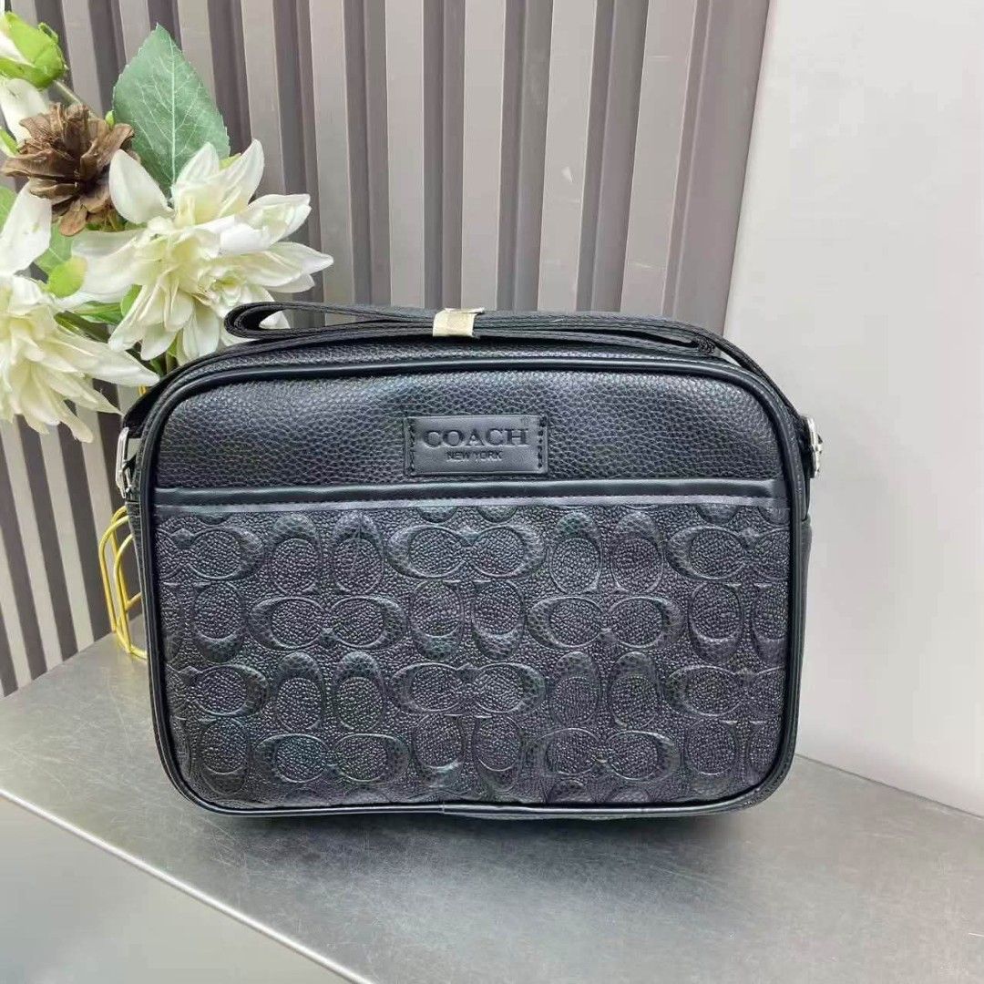 LUX MENS SLING BAG (Category: Sling Bags) located in Caloocan City. Submitted by dripandvaporloungeph (Listing ID 1470753339, Image 2). Description: 🚚 DELIVERY OPTIONS: • Nationwide shipping via J&T ​📩 How to Order / Inquire: Send us a direct message for your order ⚠️ DISCLAIMER: Not affiliated with any of the brands posted. All copyrights and trademarks belong to the original brand holder..