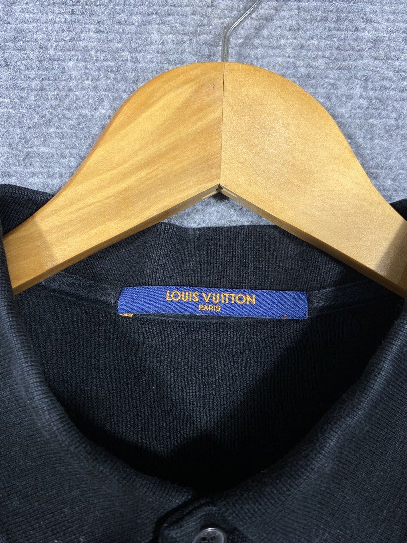 LV Monogram polo shirts (Category: Luxury Apparel) located in Daet. Submitted by dripthrift.ph (Listing ID 1470798455, Image 3). Description: 🏷️ LV MONOGRAM POLO SHIRTS Size: MEDIUM Width : 19 Length : 27.5 Color rate: 9.5/10 (color may vary due it’s lighting) Condition: EXCELLENT Issue: MNIMAL LINING SA COLLAR BUT STILL PRESENTABLE ✨Mine: 680 .