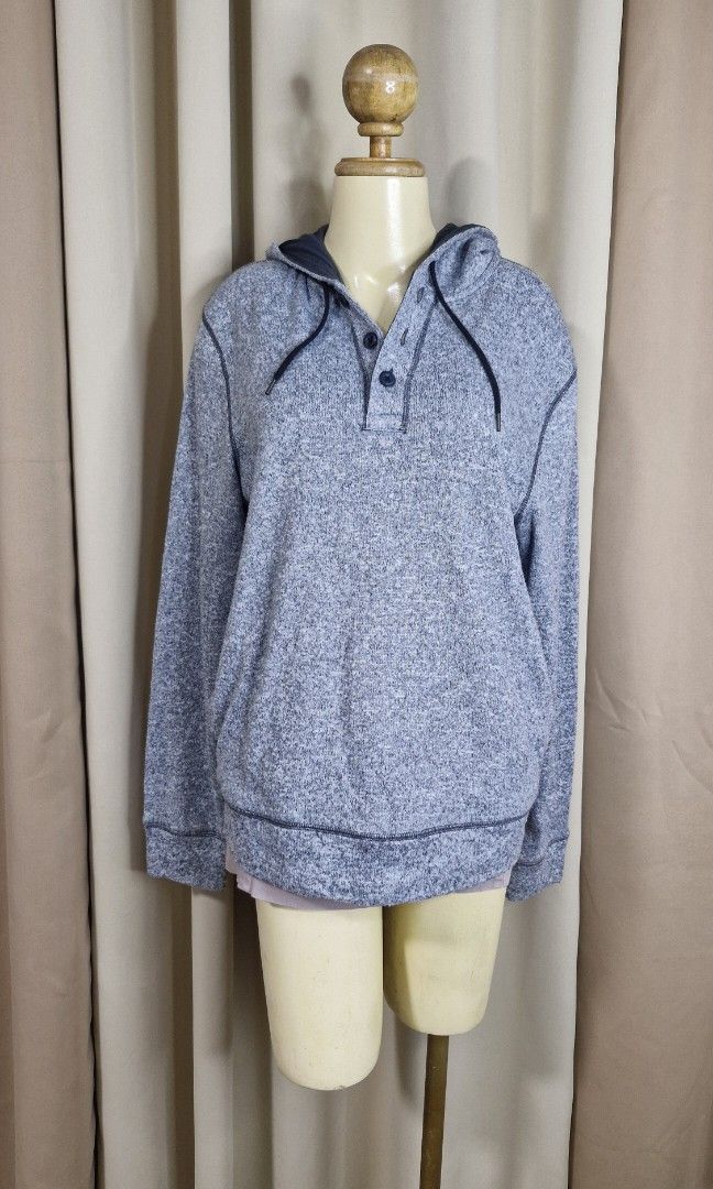 M: Sonoma Hoody Jacket (Category: Coats, Jackets and Outerwear) located in Calabanga. Submitted by deniseallyson (Listing ID 1470778667, Image 1). Description: .