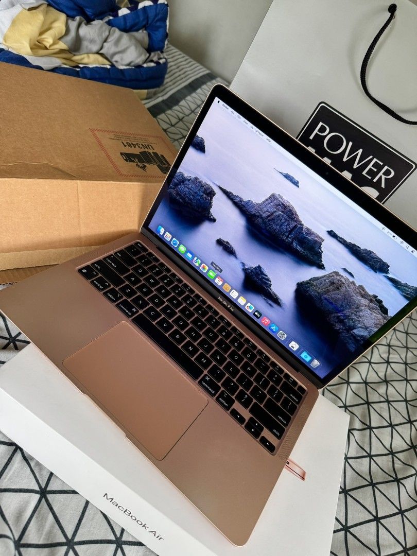 MacBook Air M1 (Category: Laptops & Notebooks) located in Pasig City. Submitted by zharre.062923 (Listing ID 1470905278, Image 1). Description: MacBook Air M1 13inch Processor: M1 Chip macOS: Golden Gate 27.2 ( latest with iPhone mirroring feature and Apple Intelligence ) RAM: 8gb SSD: 256gb Appearance: 10/10 Battery health: 84% Inclusions: Original box Original charger cord Original charger adapter RFS: Declutter.