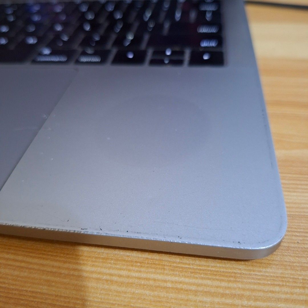 Macbook Pro 2017 16GB RAM 512GB SSD (Category: Laptops & Notebooks) located in Cavite. Submitted by jeddsaliba (Listing ID 1470769681, Image 3). Description: For sale Macbook Pro 2017 Processor: 2.3GHz Dual-Core Intel Core i5 RAM: 16GB Storage: 512GB OS: MacOS Sequoia 15.8.1 (via OpenCore Legacy Patcher) Used only for work (web development and photo/video editing) Honest issues: - Signs of heavy usage (Scratches, dents, sticker marks) - Bottom ru