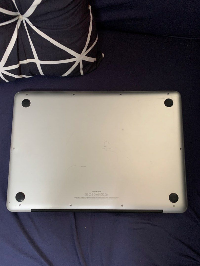 macbook pro i5 2012 10GB (Category: Laptops & Notebooks) located in Manila. Submitted by hometechieonlineshop (Listing ID 1470753013, Image 3). Description: macbook pro i5 2012 13-inch catalina os good battery 10gb ram 256gb ssd new clean new thermal with charger.