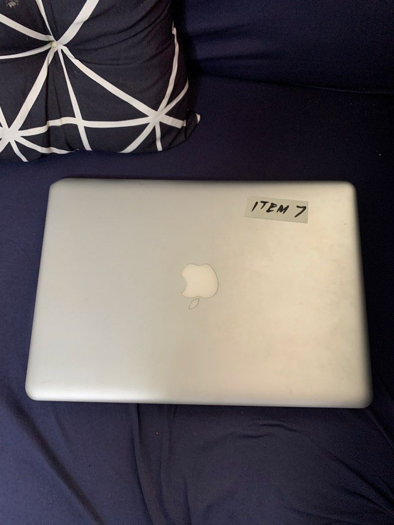 macbook pro i5 2012 10GB (Category: Laptops & Notebooks) located in Manila. Submitted by hometechieonlineshop (Listing ID 1470753013, Image 2). Description: macbook pro i5 2012 13-inch catalina os good battery 10gb ram 256gb ssd new clean new thermal with charger.