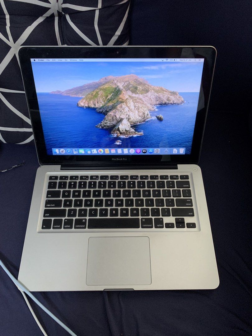 macbook pro i5 2012 10GB (Category: Laptops & Notebooks) located in Manila. Submitted by hometechieonlineshop (Listing ID 1470753013, Image 1). Description: macbook pro i5 2012 13-inch catalina os good battery 10gb ram 256gb ssd new clean new thermal with charger.