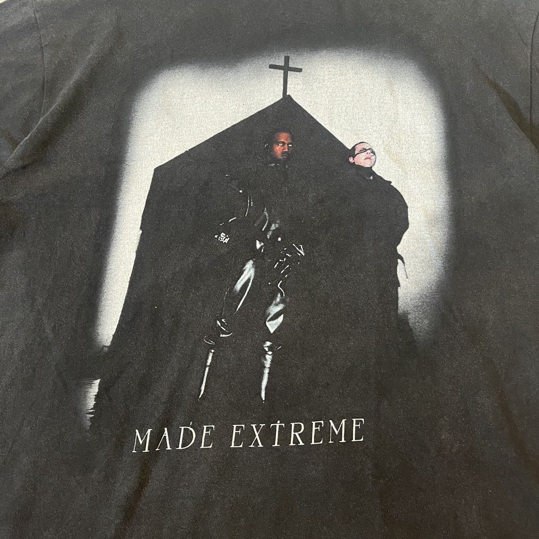 MADE XTREME KANYE X MARILYN MANSON (Category: Formal Shirts) located in Binangonan. Submitted by nhogsmapula-24860 (Listing ID 1470807595, Image 2). Description: MADE EXTREME KANYE WEST X MARILYN MANSON SIZE XXL NO ISSUE 1100+SHIP.